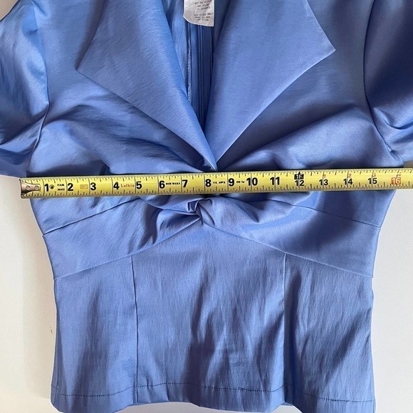 CACHET Formal Vintage Knot Front Blue Top Size 6 - Picture 10 of 10